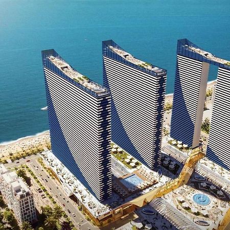 Delux Sea View Aparthotel In Orbi City Batumi Esterno foto
