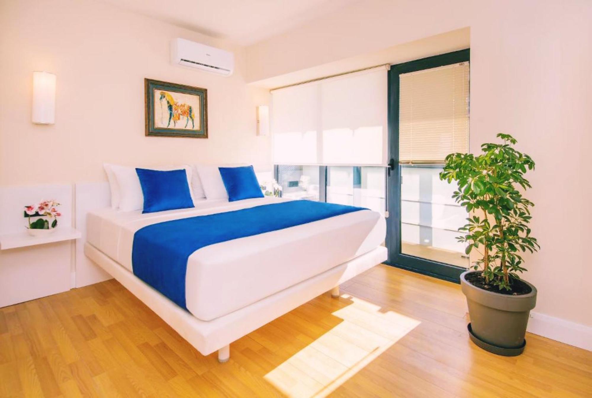 Delux Sea View Aparthotel In Orbi City Batumi Esterno foto