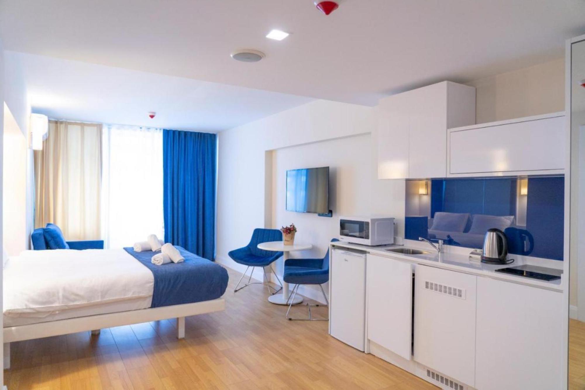 Delux Sea View Aparthotel In Orbi City Batumi Esterno foto