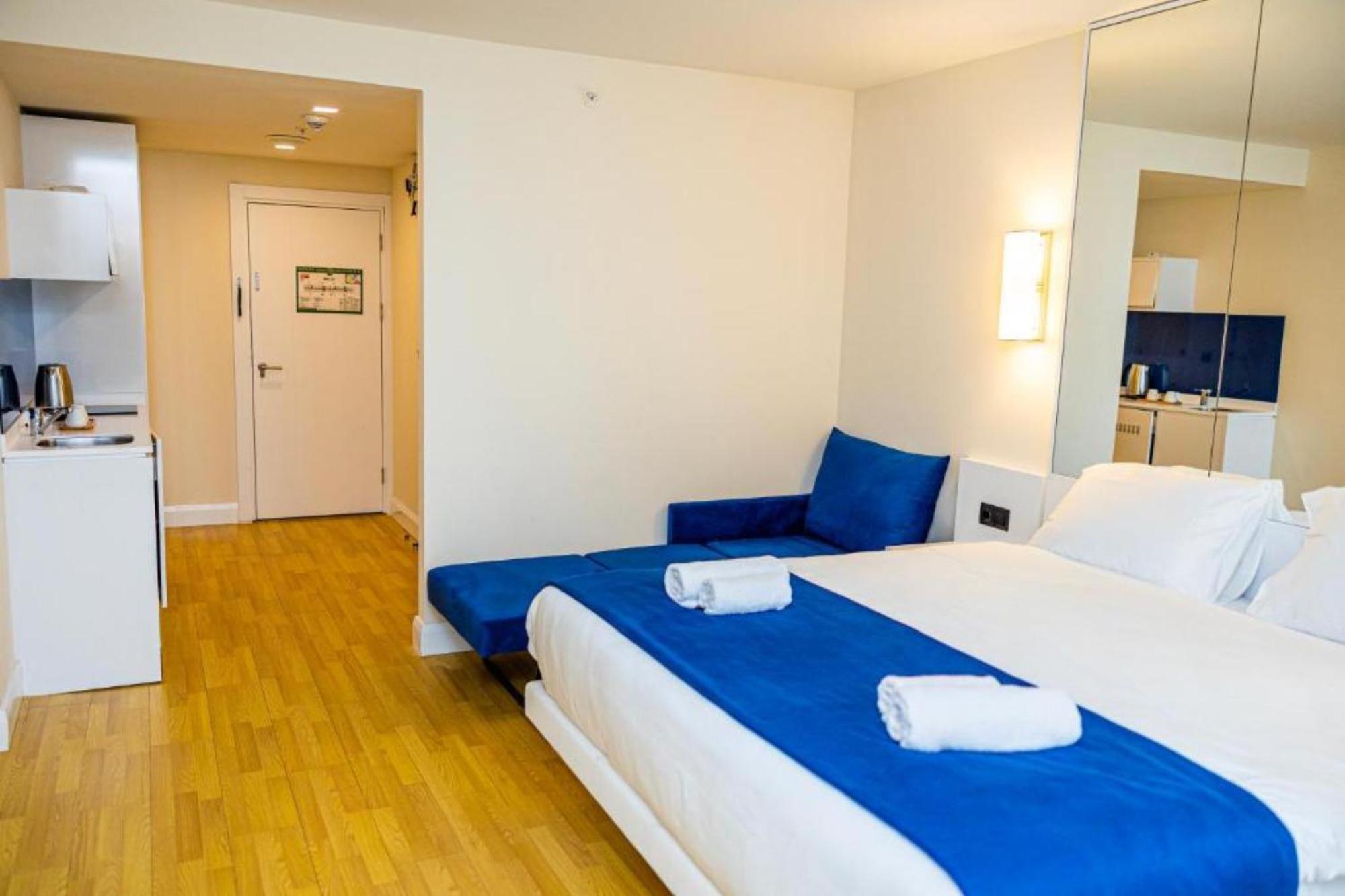 Delux Sea View Aparthotel In Orbi City Batumi Esterno foto