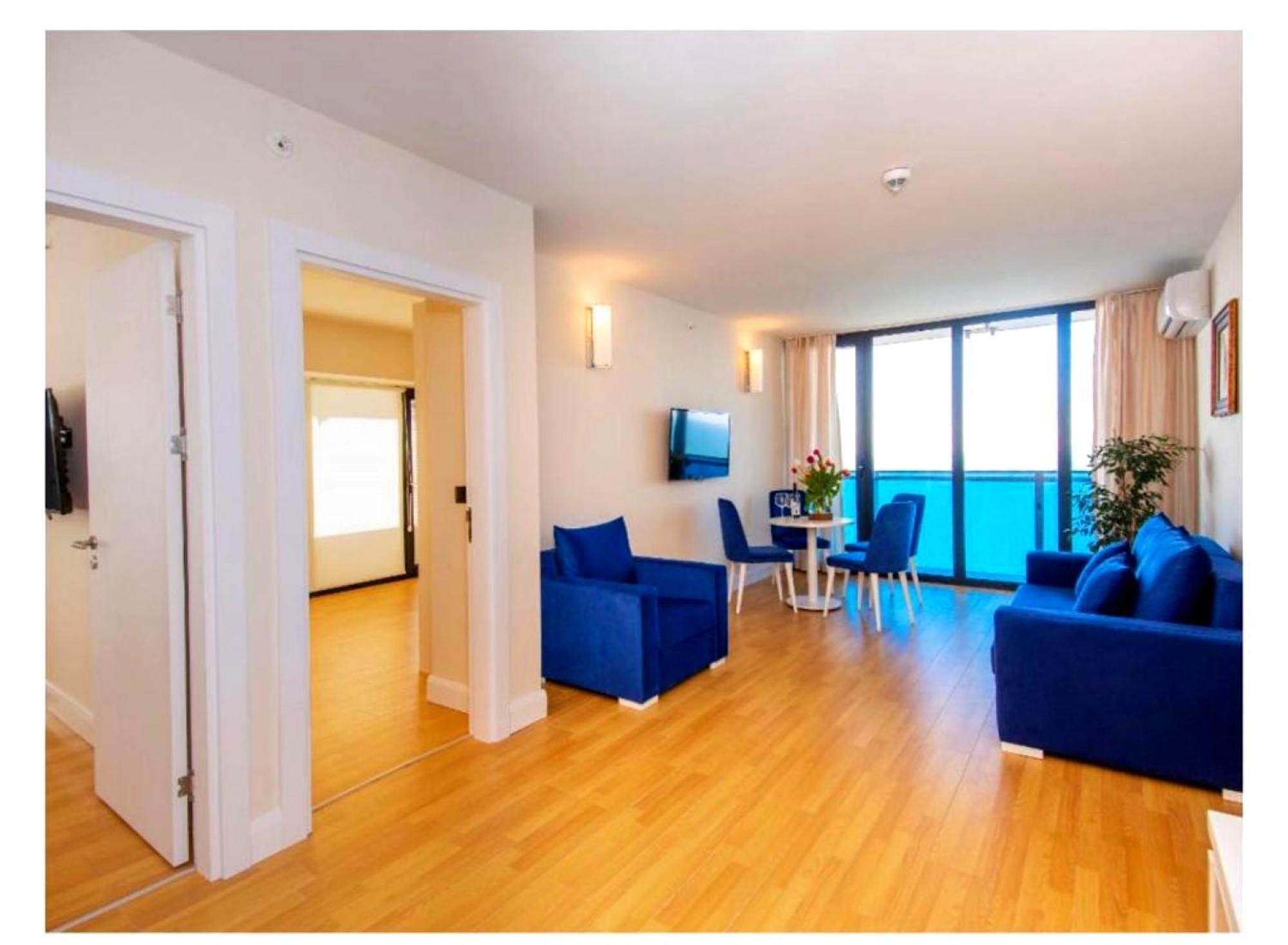 Delux Sea View Aparthotel In Orbi City Batumi Esterno foto